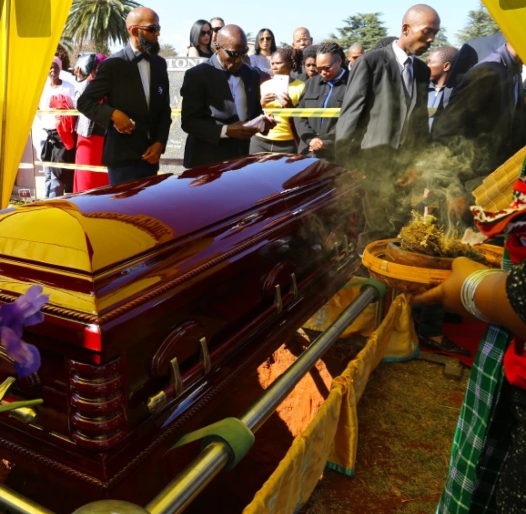 Why people shouldn't eat meat at funerals 